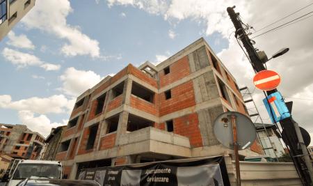3 camere - SUT - 114,30 - din care terasa 25,10 mp - Unirii - str Radu Voda