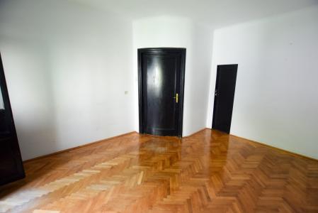 Piata Romana Dacia Eminescu Spatiu birouri 3 camere 100mp