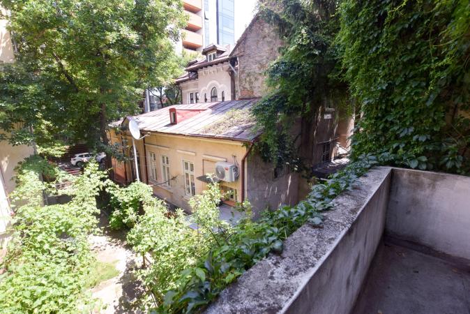 Piata Romana Dacia Eminescu Spatiu birouri 3 camere 100mp
