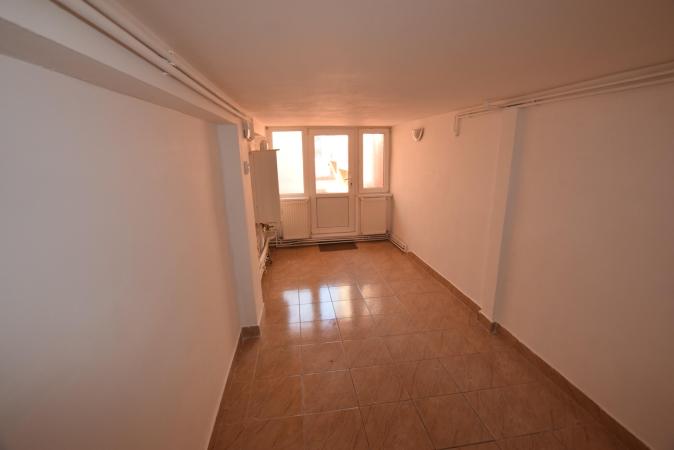 Tineretului Timpuri Noi Sincai Sp Birouri/Comercial in Vila D+P+M 160mp