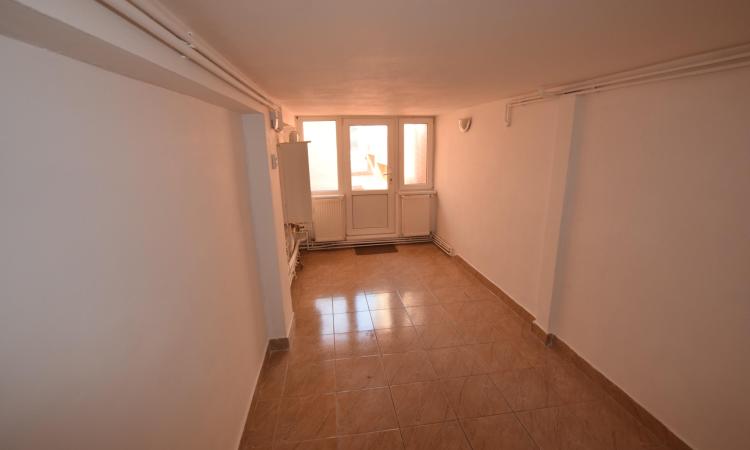 Tineretului Timpuri Noi Sincai Sp Birouri/Comercial in Vila D+P+M 160mp