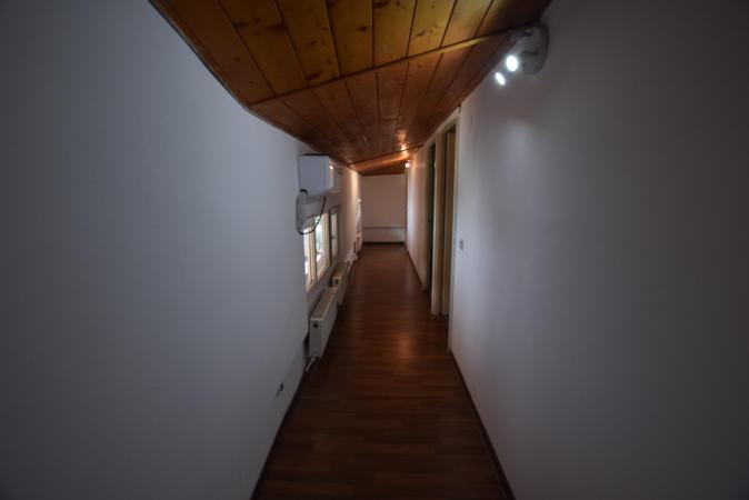 Tineretului Timpuri Noi Sincai Sp Birouri/Comercial in Vila D+P+M 160mp