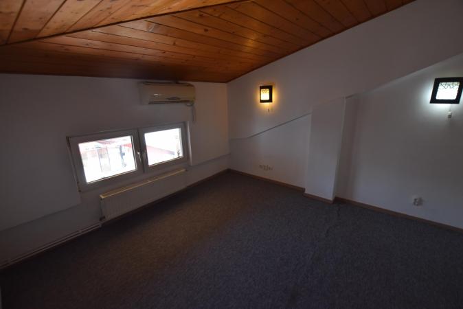 Tineretului Timpuri Noi Sincai Sp Birouri/Comercial in Vila D+P+M 160mp