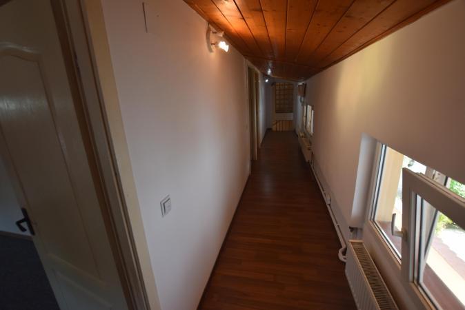 Tineretului Timpuri Noi Sincai Sp Birouri/Comercial in Vila D+P+M 160mp