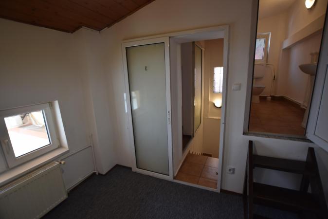 Tineretului Timpuri Noi Sincai Sp Birouri/Comercial in Vila D+P+M 160mp