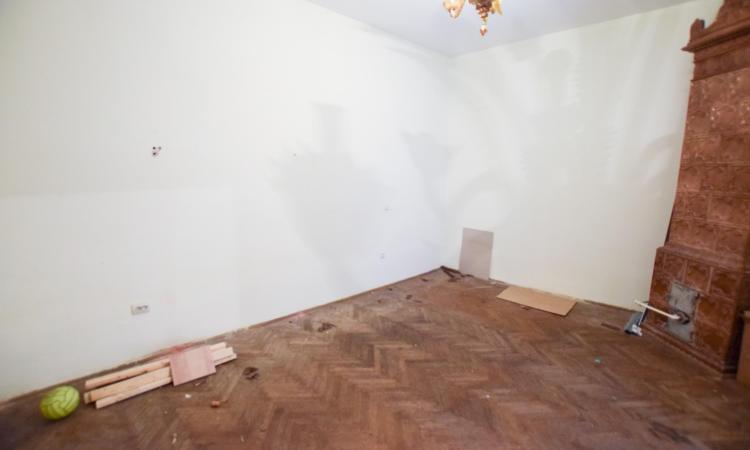 Romana Lascar Catariu Victoriei Spatiu comercial birouri Vila P+1 160mp