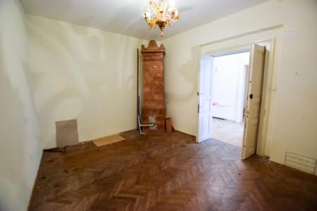 Romana Lascar Catariu Victoriei Spatiu comercial birouri Vila P+1 160mp