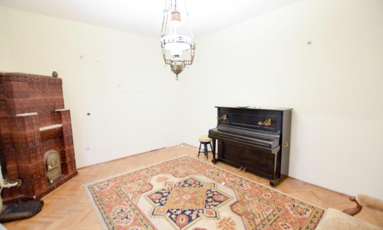 Romana Lascar Catariu Victoriei Spatiu comercial birouri Vila P+1 160mp