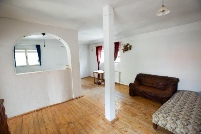 Romana Lascar Catariu Victoriei Spatiu comercial birouri Vila P+1 160mp