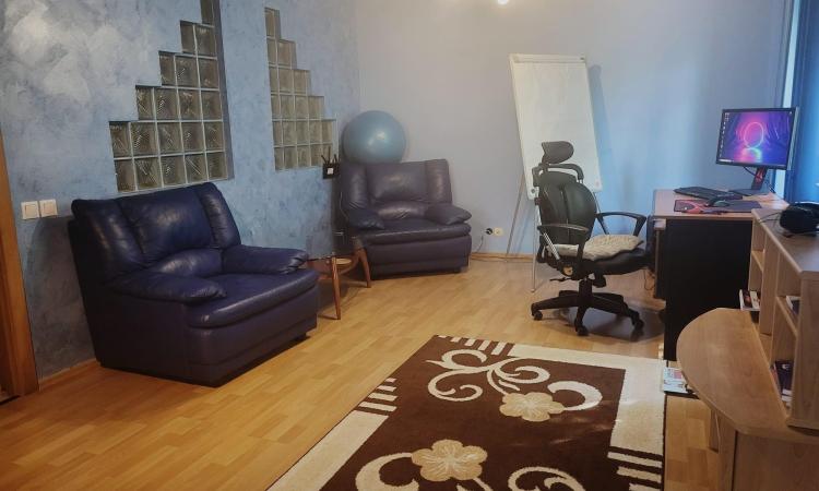 Unirii-Nerva Traian/centrala proprie/bloc reabilitat