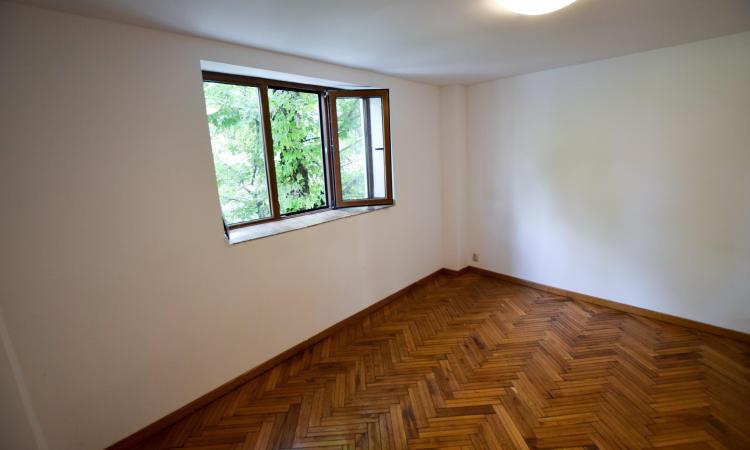 Unirii Coposu Mantuleasa Spatiu birouri in Vila Deosebita 160mp 6 camere