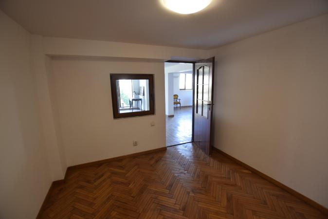 Unirii Coposu Mantuleasa Spatiu birouri in Vila Deosebita 160mp 6 camere