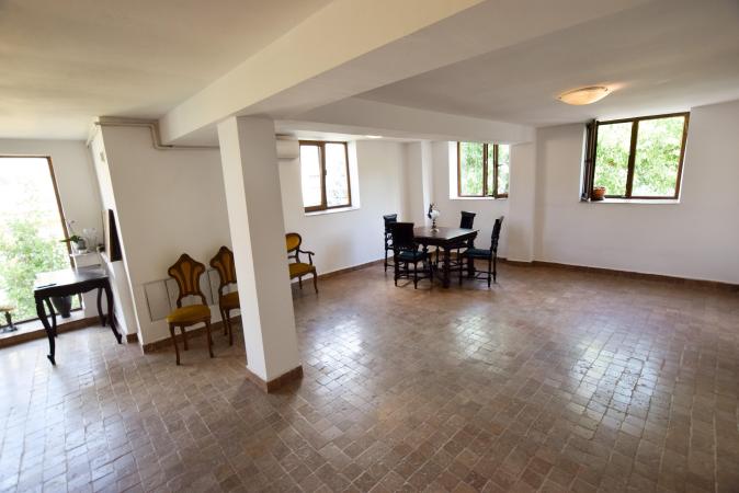 Unirii Coposu Mantuleasa Spatiu birouri in Vila Deosebita 160mp 6 camere