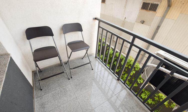 Calea Calarasi Delea Apart 2 camere Bloc Nou Centrala Balcon