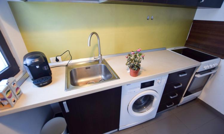 Calea Calarasi Delea Apart 2 camere Bloc Nou Centrala Balcon