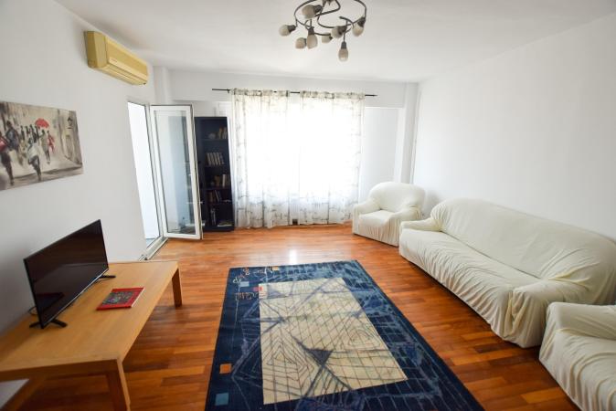 Calea Calarasi Delea Apartament 3 camere Centrala Proprie Balcon