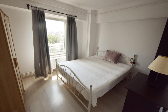 Calea Calarasi Delea Apartament 3 camere Centrala Proprie Balcon