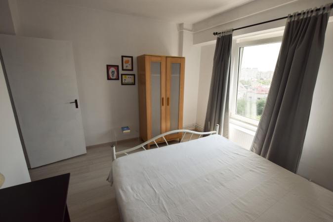 Calea Calarasi Delea Apartament 3 camere Centrala Proprie Balcon