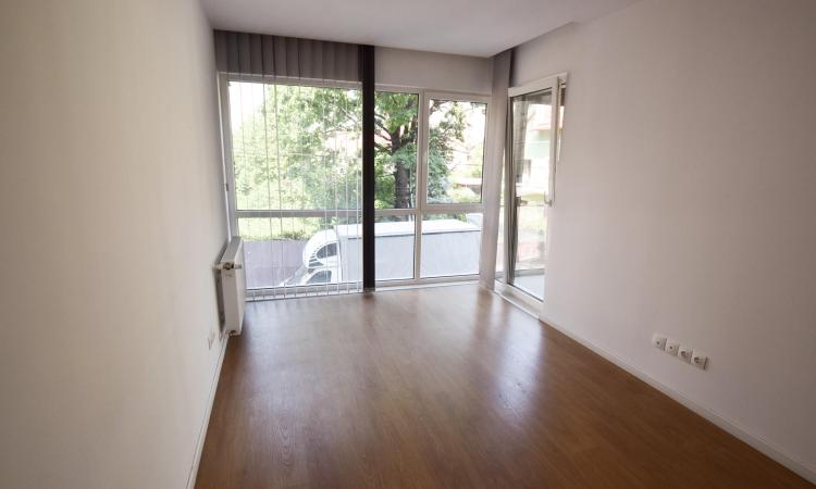 Calea Calarasi Delea Matei Basarab Sp birouri 2 camere Centrala