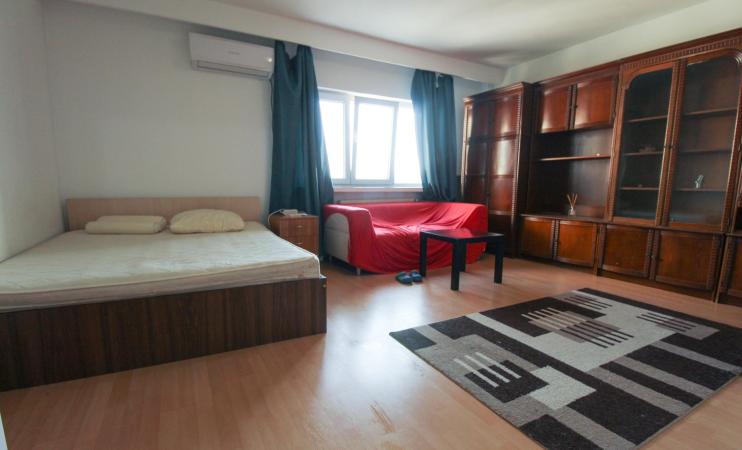 Unirii-Nerva Traian/Camera de Comert-Mircea Voda-centrala proprie/bl. reabilitat