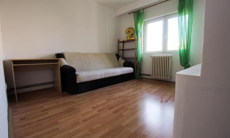 Unirii-Nerva Traian/Camera de Comert-Mircea Voda-centrala proprie/bl. reabilitat