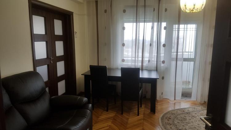 Unirii-Libertatii-Bld. Libertatii-centrala proprie/loc de parcare