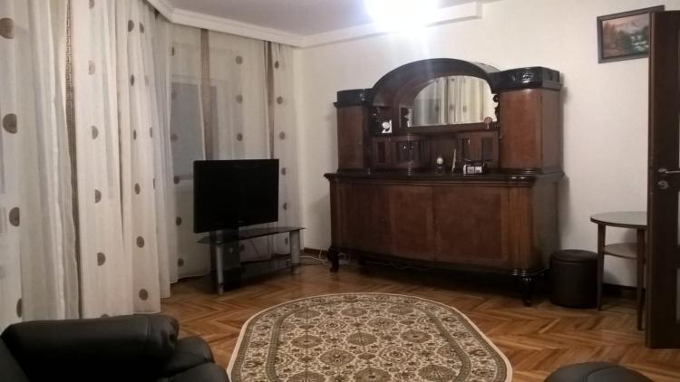 Unirii-Libertatii-Bld. Libertatii-centrala proprie/loc de parcare
