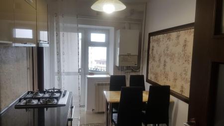 Unirii-Libertatii-Bld. Libertatii-centrala proprie/loc de parcare