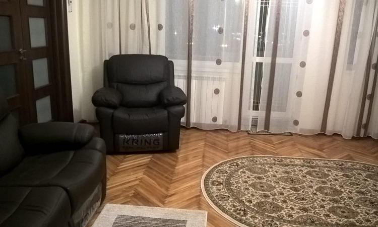 Unirii-Libertatii-Bld. Libertatii-centrala proprie/loc de parcare