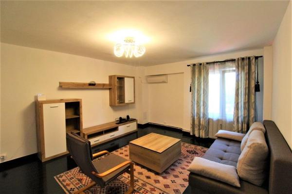 Apartament 2 camere Unirii - Sfanta Vineri - imobil 1991
