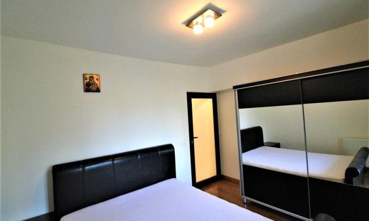 Apartament 2 camere Unirii - Sfanta Vineri - imobil 1991
