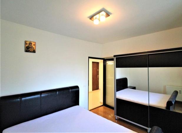 Apartament 2 camere Unirii - Sfanta Vineri - imobil 1991