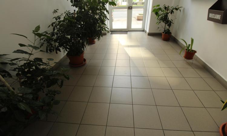 Unirii-Bulevardul Unirii-Zepter/Bloc mixt