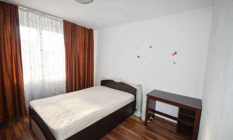 Titan - Piata Minis - 3 camere decomandat- Aleea Barajul Rovinari