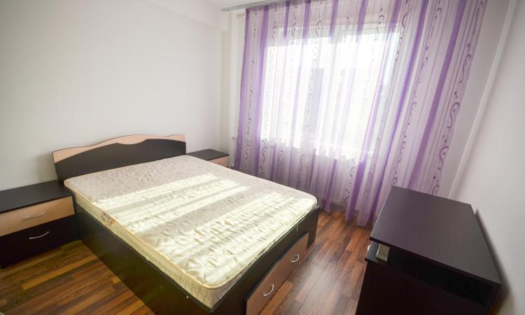 Titan - Piata Minis - 3 camere decomandat- Aleea Barajul Rovinari