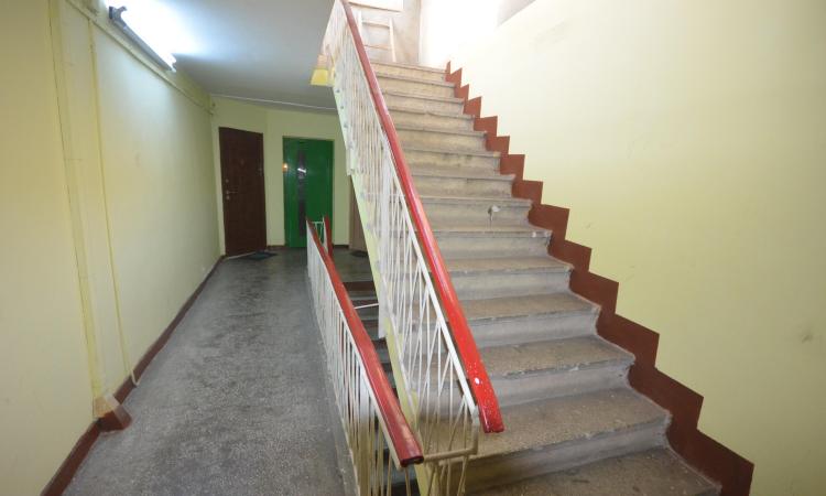 Titan - Piata Minis - 3 camere decomandat- Aleea Barajul Rovinari