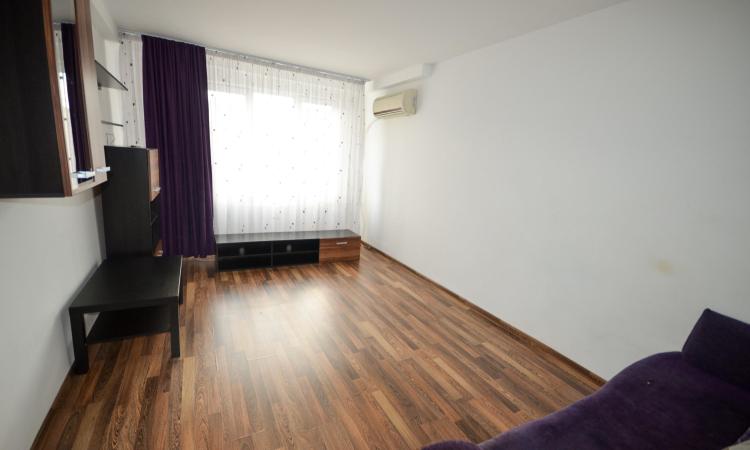 Titan - Piata Minis - 3 camere decomandat- Aleea Barajul Rovinari
