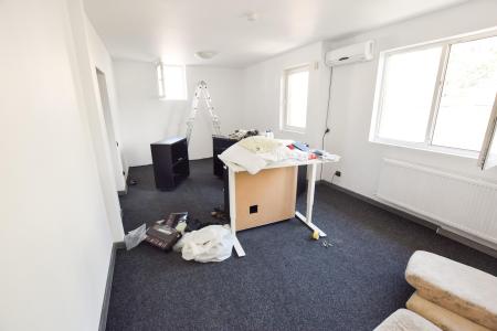 Vitan Mall Octavian Goga Spatiu birouri in Vila Duplex 5 camere