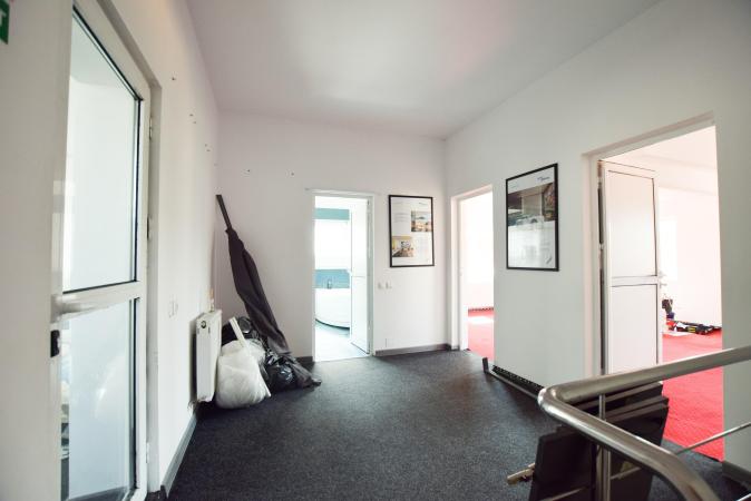 Vitan Mall Octavian Goga Spatiu birouri in Vila Duplex 5 camere