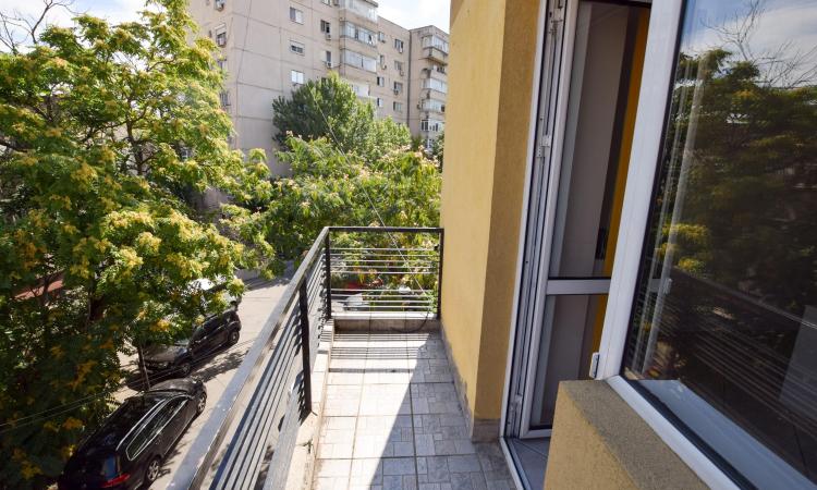 Vitan Mall Octavian Goga Spatiu birouri in Vila Duplex 5 camere