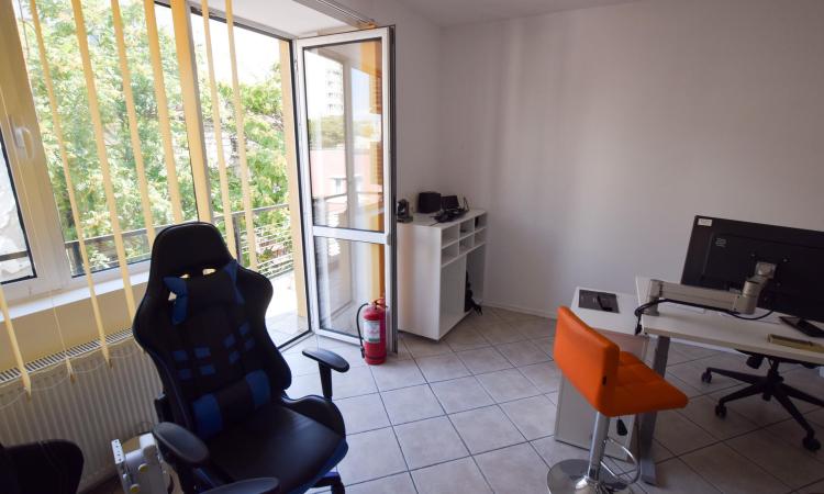 Vitan Mall Octavian Goga Spatiu birouri in Vila Duplex 5 camere