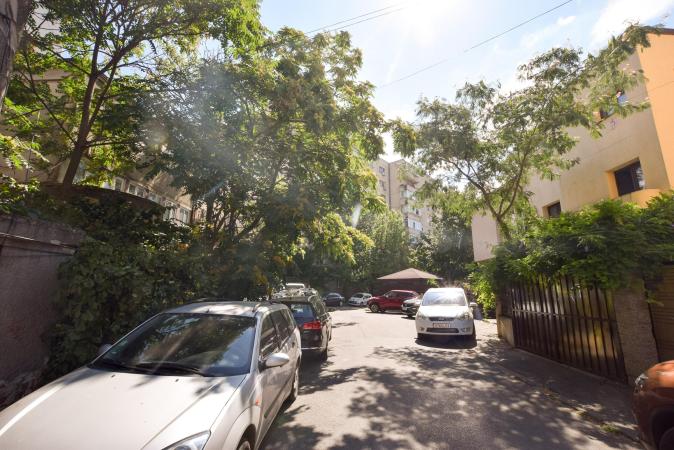 Vitan Mall Octavian Goga Spatiu birouri in Vila Duplex 5 camere