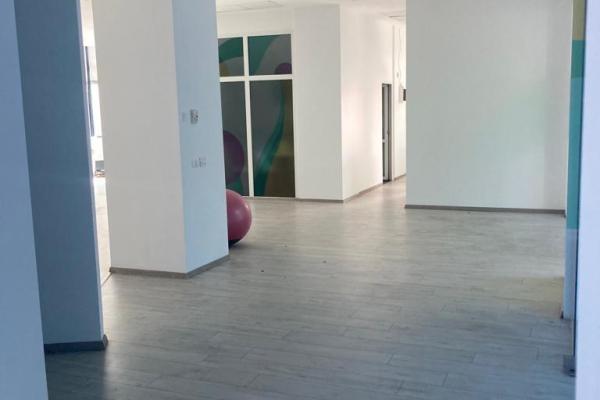 Piata Unirii metrou Spatiu birouri 228 Open Space compartimentat