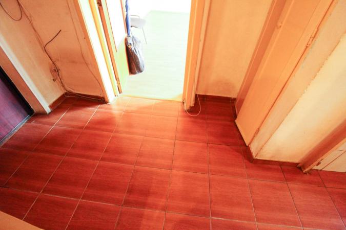Decebal-Calea Calarasilor-bloc mixt/reabilitat-45 mp