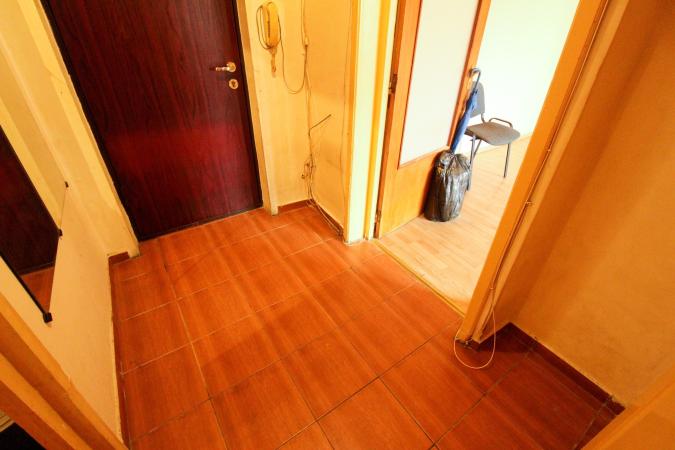 Decebal-Calea Calarasilor-bloc mixt/reabilitat-45 mp