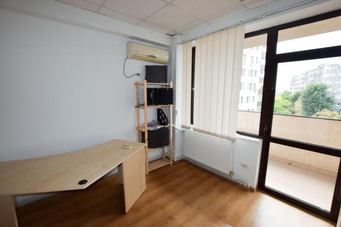 Nerva Traian Timpuri Noi Spatiu birouri In Bloc Nou Tip Vila 130mp 3 camere