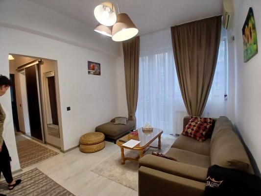 Inchiriere 3 camere Piata Romana