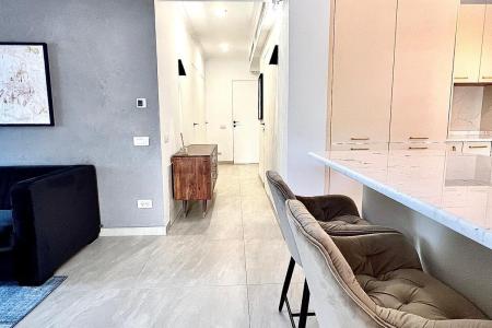 Apartament de vanzare cu mobilier si finisaje de lux