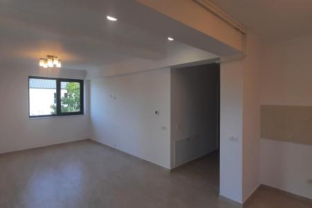 Vanzare apartament de 3 camere cu finisaje de lux