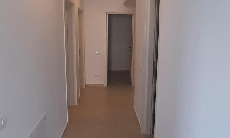 Vanzare apartament de 3 camere cu finisaje de lux